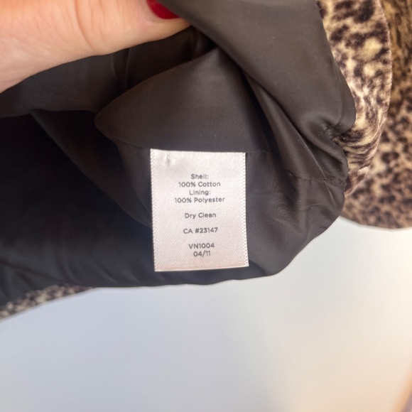 Talbots Velvet Animal Print Lined Jacket Large Accent Buttons Sz 10 Mob Wife - Picture 8 of 11
